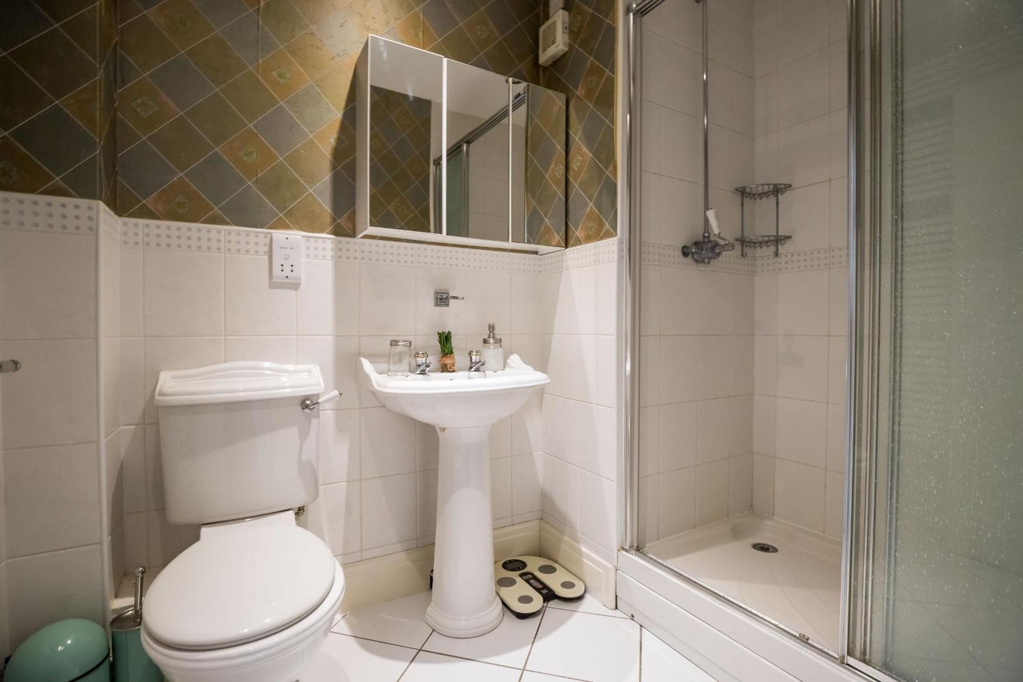 ホテル Spacious, 3 Bed House For 6 In Central チェスター エクステリア 写真