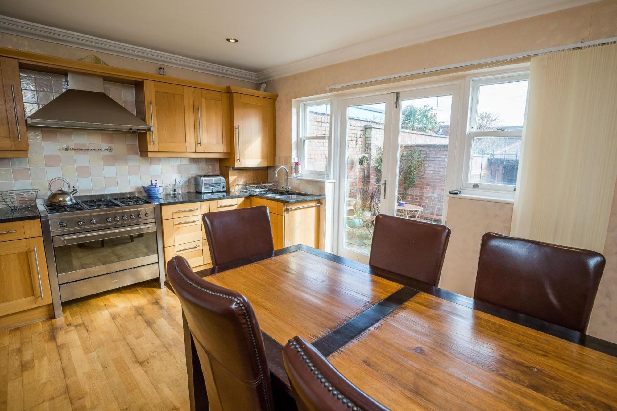 ホテル Spacious, 3 Bed House For 6 In Central チェスター エクステリア 写真